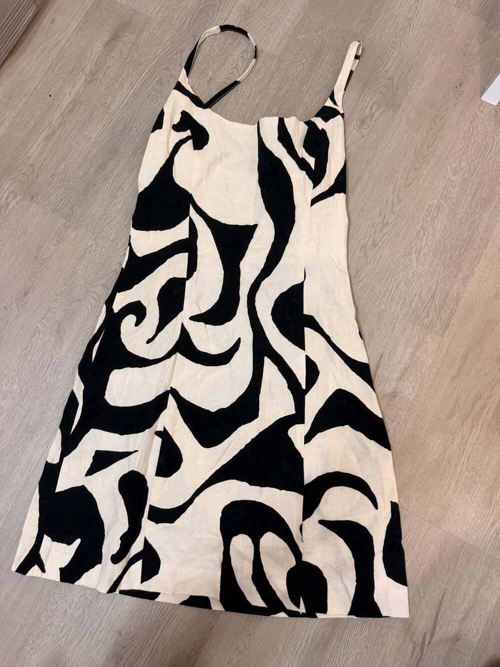 H&M Linen‎ Blend Strappy Mini Dress in Cream/Black Patterned